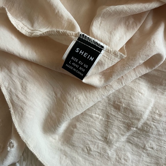 Long Sleeve Peplum Blouse - Picture 4 of 4